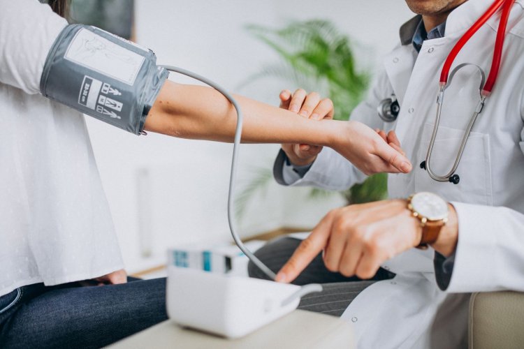 Measure your blood pressure accurately, control it, live longer