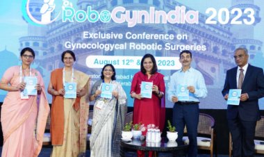 The prestigious two-day national conference on robotic gynaecological surgery, RoboGynIndia 2023, is inaugurated by Dr Sangita Reddy and Mr Jayesh Ranjan, IAS!