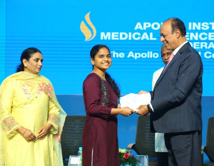 Apollo Medical College, hosts 'White Coat Ceremony' to welcome the Class of 2023 students!