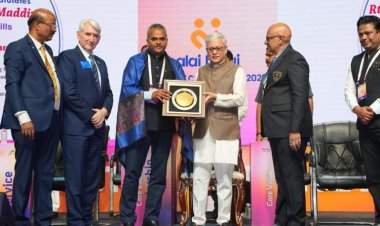 Dr.Subramanyam receives the 'Service above self' award from Hon'ble Governor of Telnagaana , Sri Jishnu Dev Varma