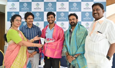 Sri Sri Holistic Hospitals Felicitates Champion Padiga Tejesh