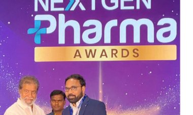 Shri Damodar Raja Narasimha bestows, ‘Best HR Consulting Partner’ - Pharma Industry, on Verch Consulting!