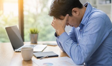 WORK POSTURE AND YOUR HEALTH